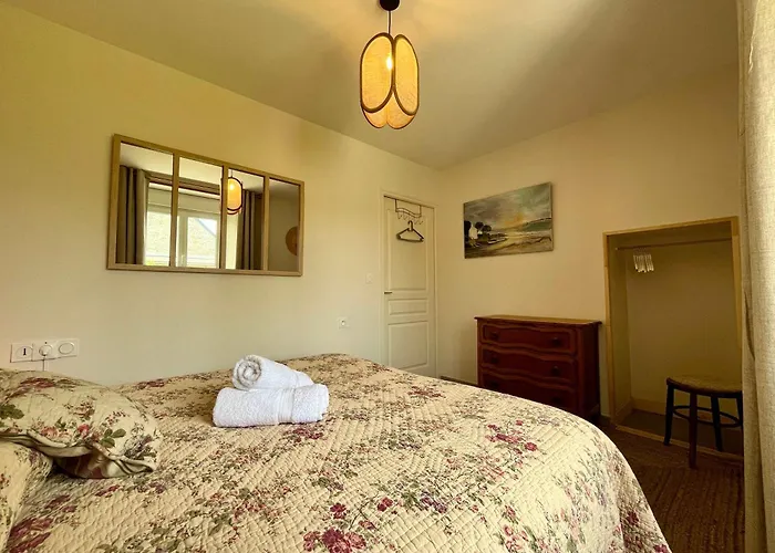 Prázdninový dům Au Ptit Gardin - 10 Minutes From Utah Turqueville